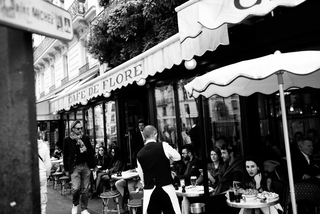 Café de Flore - street