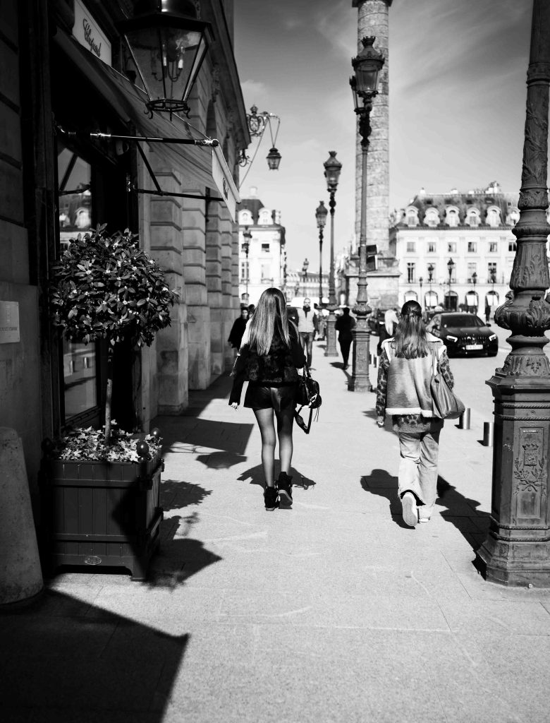 Streetphotography - Vendôme Square - Paris
